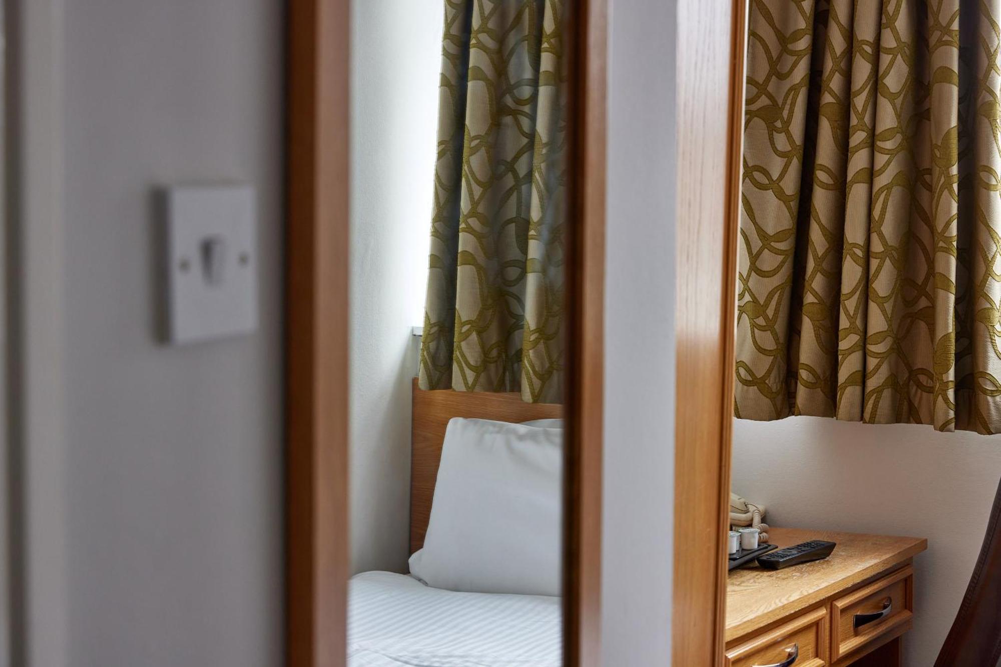 Properties Unique Dene Rooms - Single Room Newcastle Upon Tyne Kültér fotó